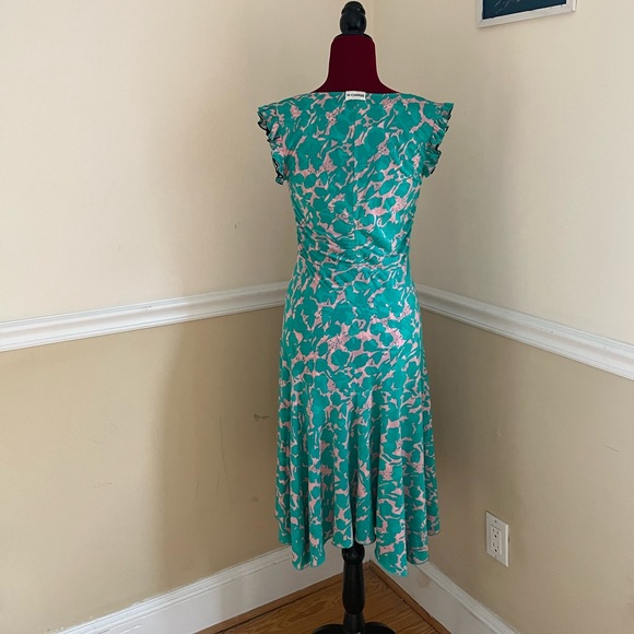 Diane Von Furstenberg DVF Reversible Dress - Beautiful, Comfortable, NWOT - Picture 3 of 3